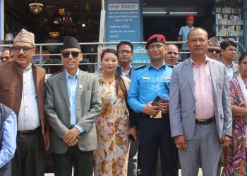 स्वचालित जेब्रा क्रसिगं ट्राफिक लाइटको उद्घाटन