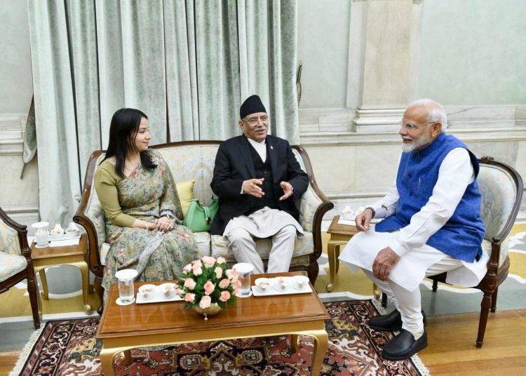 प्रधानमन्त्री प्रचण्ड र भारतका प्रधानमन्त्री मोदीबीच भेटवार्ता