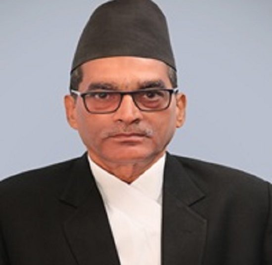 सीट भन्दा बढि यात्रु नराख्न र लामोदुरीमा दुई चालक अनिवार्य गर्न सर्वोच्च अदालतको अन्तरिम आदेश