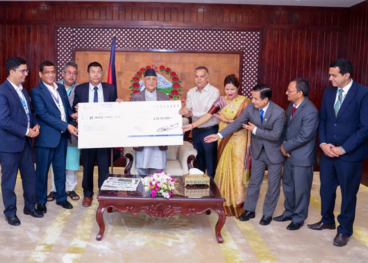 प्रधानमन्त्री उद्धार कोषमा नेपाल बैंककाे २ करोड रुपैयाँ सहयाेग