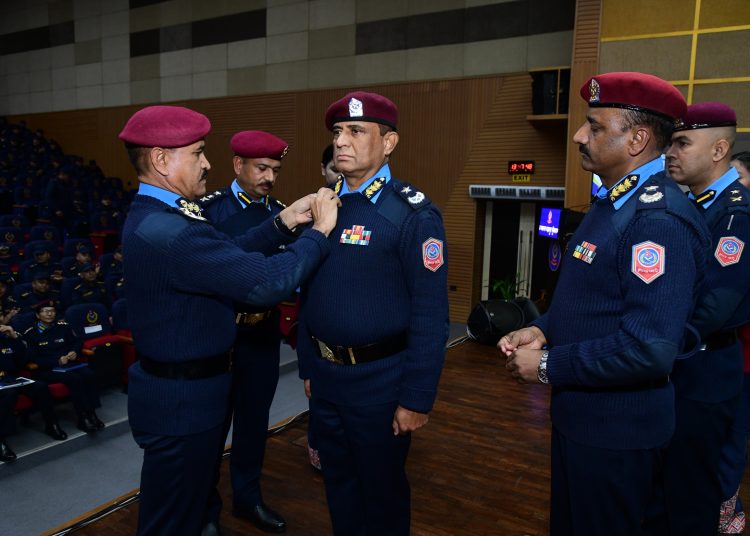 प्रहरी अतिरिक्त महानिरीक्षकद्वय दर्ज्यानी चिन्हद्वारा सुशोभित
