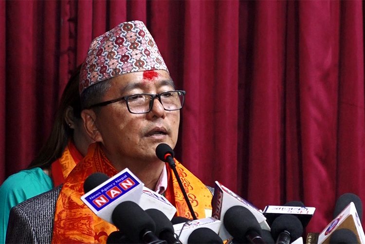 अहिले सरकार चलाइरहेका नेताहरुबाट देश विकास हुन नसक्ने