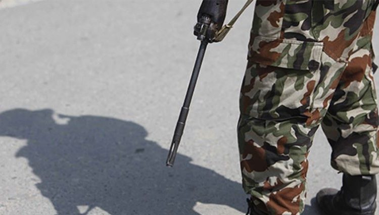 खाग तस्करलाई नेपाली सेनाले गर्याे हवाइ फायर