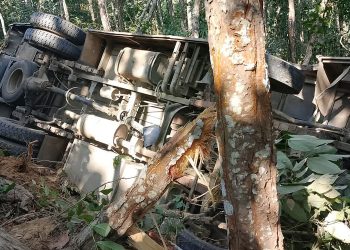 यात्रुवाहक बस दुर्घटना