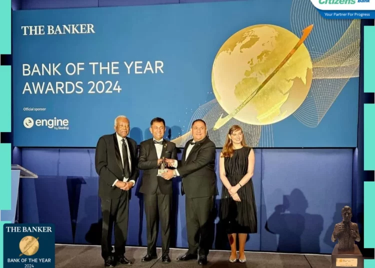 सिटिजन्स बैंक अफ द ईयर २०२४ को अवार्डबाट सम्मानित