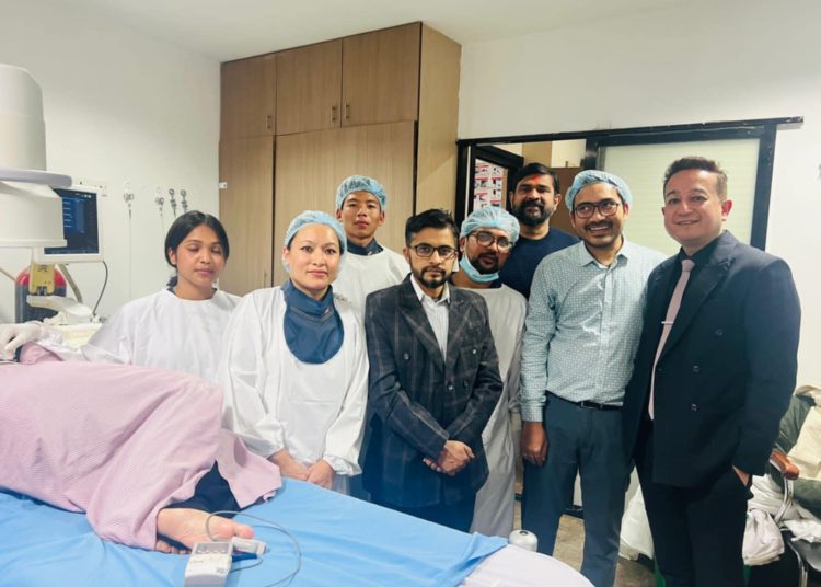 नर्भिकमा नेपालमै पहिलोपटक इयुएस गाइडेड ‘क्वाइल एम्बोलाइजेशन’ सम्पन्न