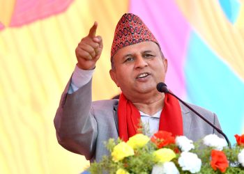 सरकार कसैले चाहेर पनि नढल्ने