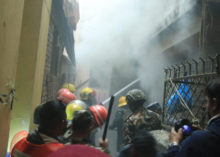 असनमा लागेकाे आगो नियन्त्रणमा