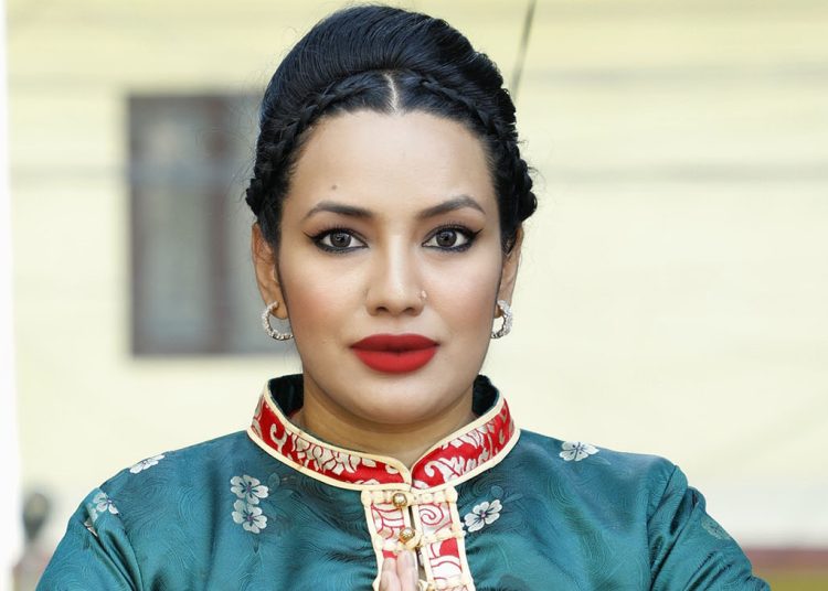 सामाजिक अभियन्ता दाबी गर्ने आशिका पक्राउ