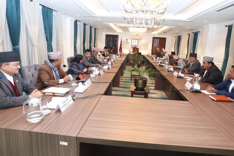 गैरआवासीय नेपाली नागरिकता प्राप्त व्यक्तिले दश वर्ष नेपाल बस्दा निःशुल्क भिसा पाउने