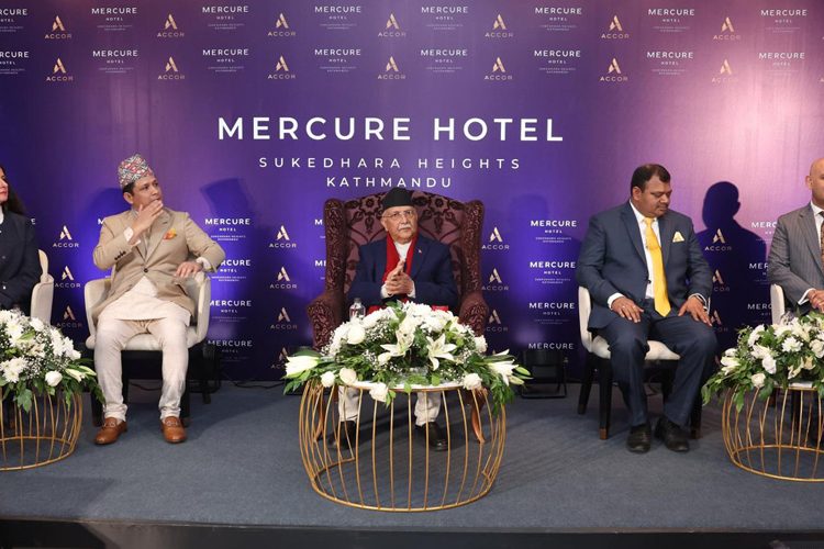 प्रधानमन्त्रीले गरे मर्क्युर होटेलको उद्घाटन 