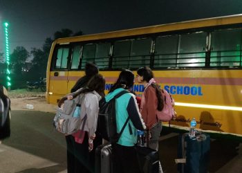 निकालिएका नेपाली विद्यार्थीको खर्च किटले व्यहोर्ने