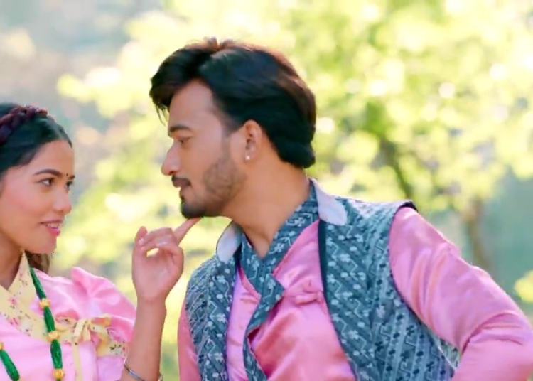 मौलिक भाकामा आधारित गीत ‘कल कल बगेको खोली’ को भिडियो सार्वजनिक