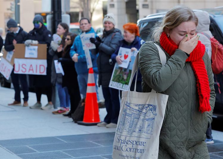 यूएसएआईडीका कर्मचारीलाई बिदा गर्न बाटो खुल्याे