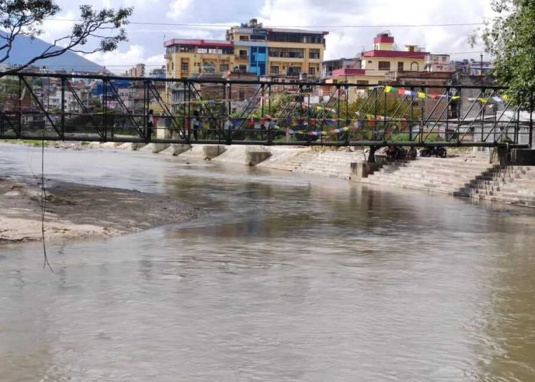बागमती नदीमा पानीको बहाव बढाउन मेलम्चीको पानी नदीमा छाडियाे