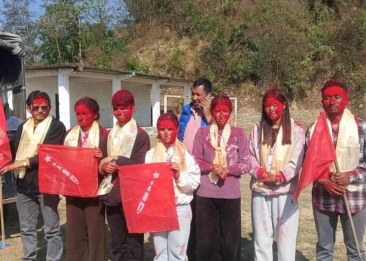 मादी बहुमुखी अनेरास्ववियु प्यान निर्वाचित