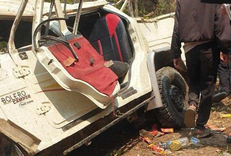 जिप दुर्घटना हुँदा एक जनाको मृत्यु तीन जना घाइते