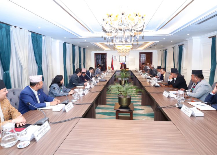 शिक्षकका माग सम्बोधन गर्न संसद् अधिवेशन बोलाउने