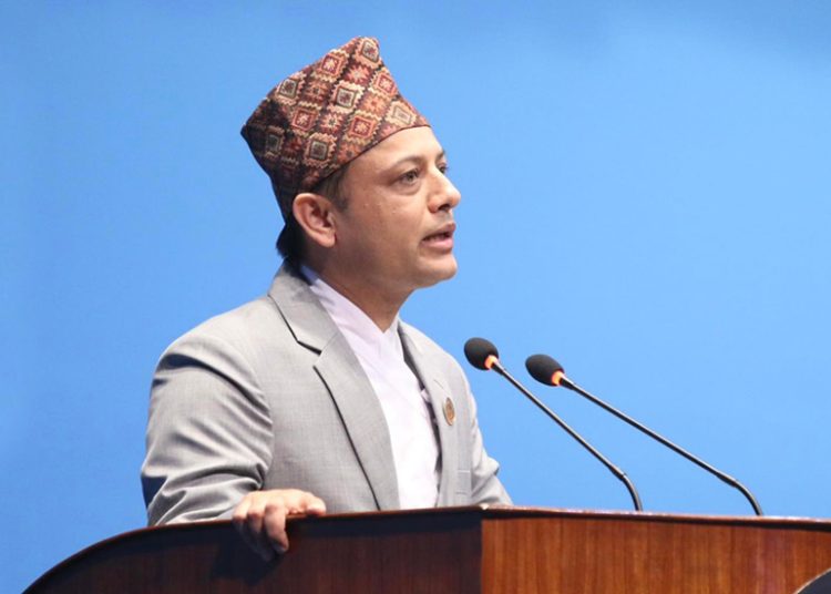 जनताको समस्या समाधानमा केन्द्रित गर्न आग्रह