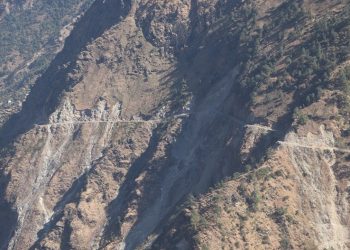 दार्चुला–टिङ्कर सडक खण्डकाे ट्रयाक खोल्न सुरु