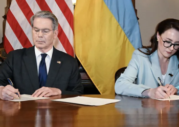 अमेरिकाले युक्रेनसँग खनिज सम्झौता गरे