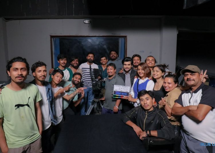 २५ दिनमा सकियो ‘द ब्ल्यू लाइट
