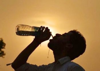 ठाउँठाउँमा वर्षा र तापक्रम  घट्दै