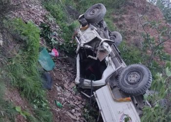 जिप दुर्घटनामा दुई जनाको मृत्यु ,६ जना गम्भीर घाइते
