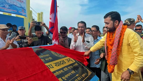 मधेशका आठ जिल्लाको खानेपानी समाधानका लागि साझा जिम्मेवारी आवश्यक : मन्त्री यादव