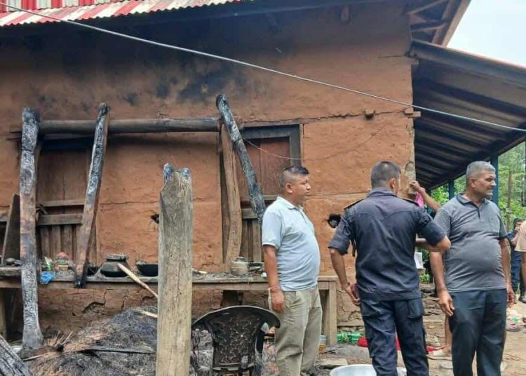 सिन्धुलीमा एकै परिवारका १६ जना सम्पर्कविहीन