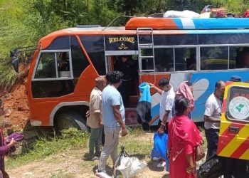 यात्रुबाहक बस ब्रेक फेल भएर दुर्घटना २३ जना घाइते