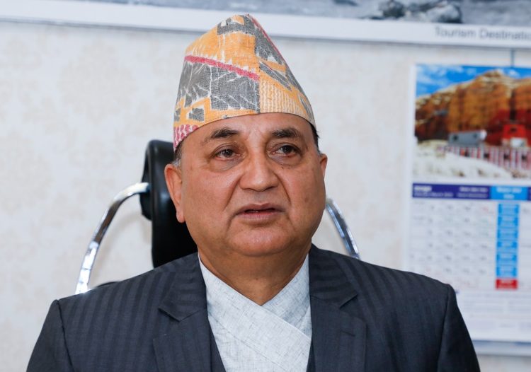 एमालेकाे कार्यवाहक अध्यक्षमा ईश्वर पोखरेल