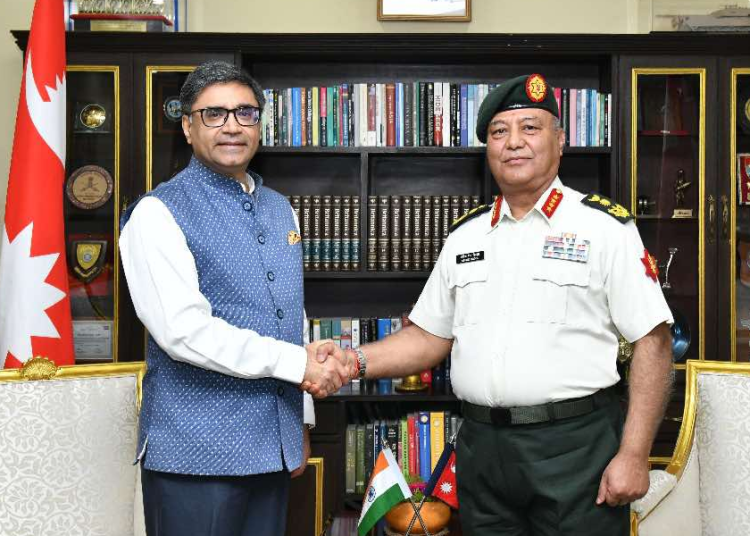 भारतीय विदेशसचिव र  प्रधानसेनापतिबीच भेटवार्ता 