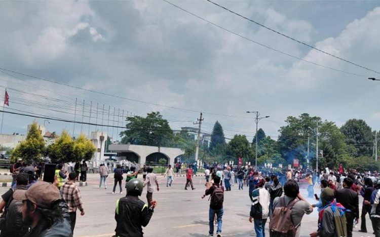 विराटनगरमा पनि जेनजीकाे प्रदर्शन