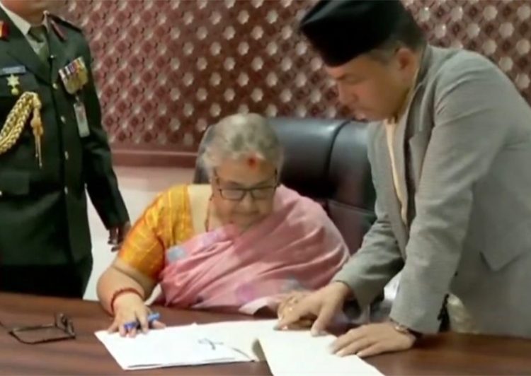 प्रधानमन्त्री सुशीला कार्कीले पदभार ग्रहण गरिन्