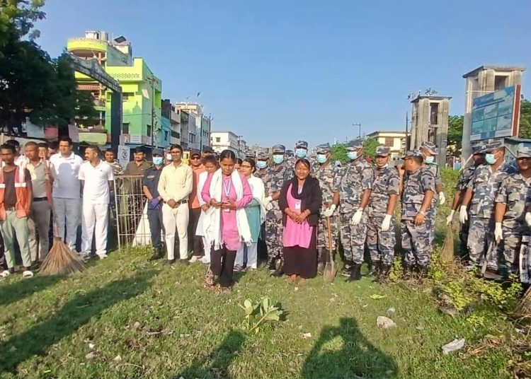 कृष्णनगरको दशगजामा बृहत सरसफाई