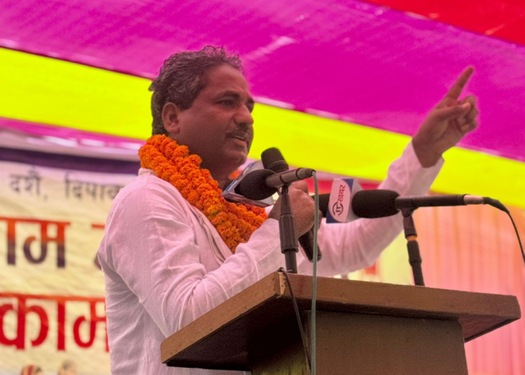 सरकारलाई निर्वाचन नगराई आयु लम्ब्याउने खेलमा नलाग्न सुझाव