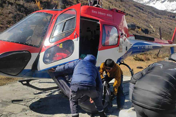 ५ दिनदेखि बेपत्ता २ इटालियन आरोहीको शव फेला