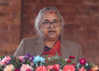 नयाँ जनभावनाअनुरुपको शक्ति हस्तान्तरण गर्न आतुर