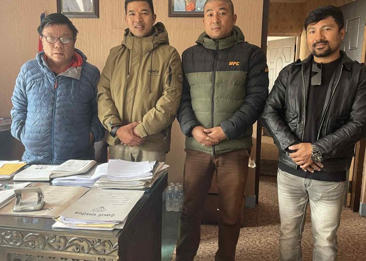 प्लश टु सम्म मातृभाषा शिक्षा लागु गराउन शिक्षा मन्त्रीलाई ध्यानार्कषण