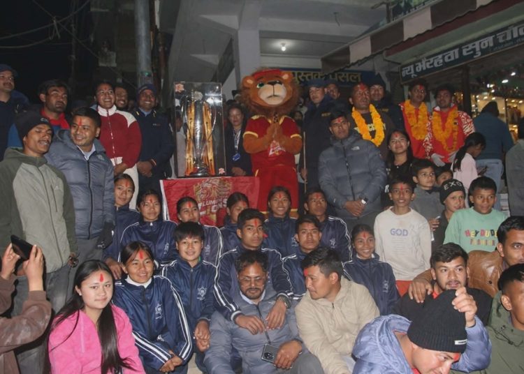 एनपीएल विजेता लुम्बिनी लायन्स खुसी साट्न मैदानबाट जनस्तरमा