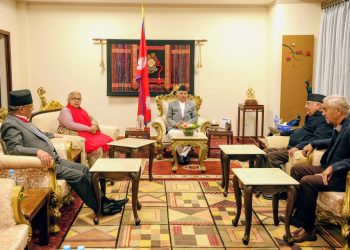 प्रधानमन्त्री कार्की र शीर्ष नेताबीच छलफल सुरु