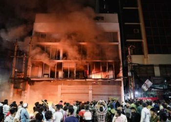 बिन हादीको निधनको विरोधमा ढाकामा प्रदर्शनहरू निरन्तर जारी