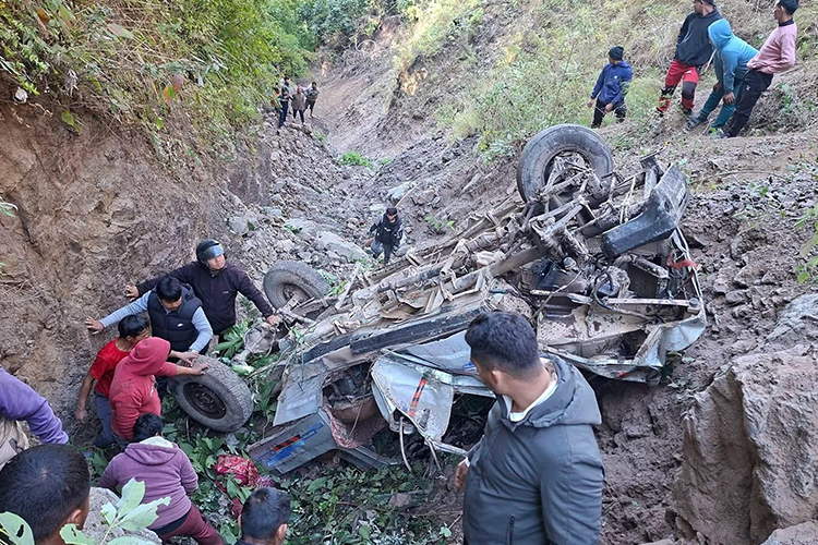 पाल्पामा जिप दुर्घटना हुँदा तीन जनाको मृत्यु