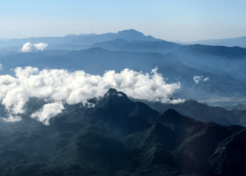 इन्डोनेसियामा हराएको विमानको भग्नावशेष फेला