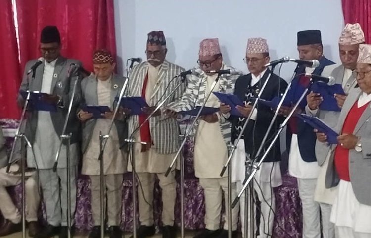 कोशी प्रदेशका १० नयाँ मन्त्रीले गोपनियताको शपथ लिए