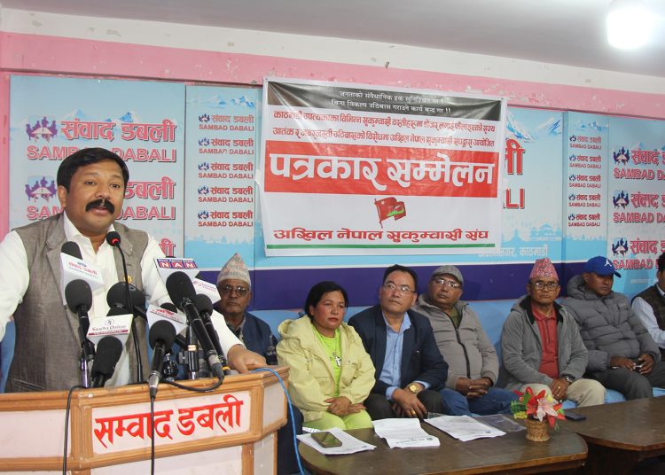 सुकुम्बासी बस्तीमा डोजरः संक्रमणकालको दुरुपयोग, पीडित सडकमा
