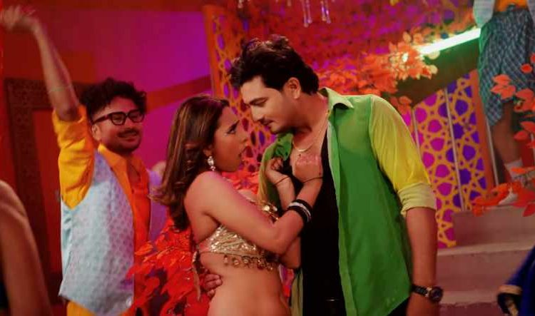 ‘नाच रे पतरकी’ मा सदाम र रेविकाको ठुम्का