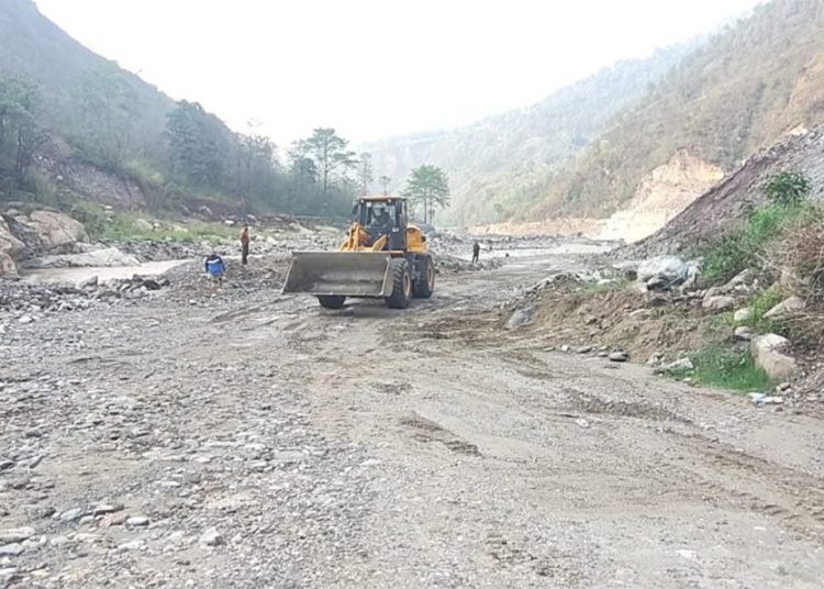 बिपी राजमार्ग अझै संचालनमा आउन सकेन