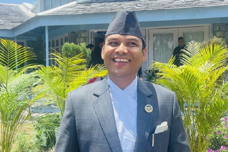 गण्डकीका कांग्रेस सांसद कुँवरले दिए राजीनामा